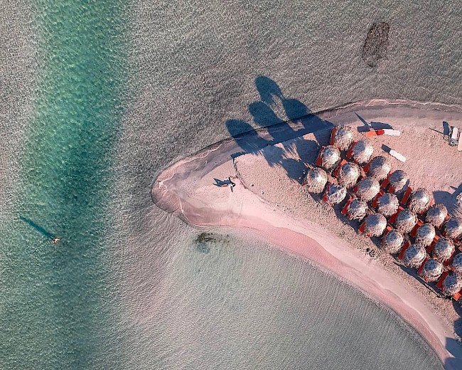 ELAFONISSI BEACH